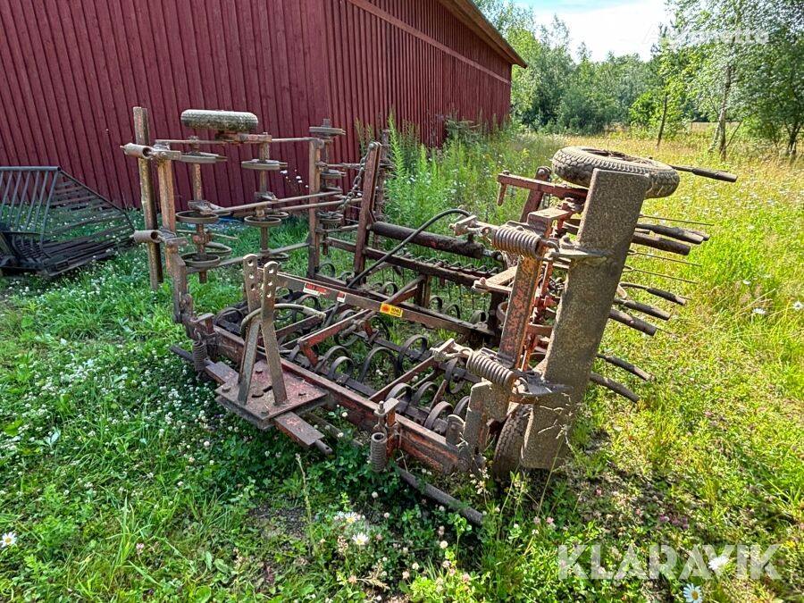 Såbäddsharv Röglear 43 pinnars cultivator