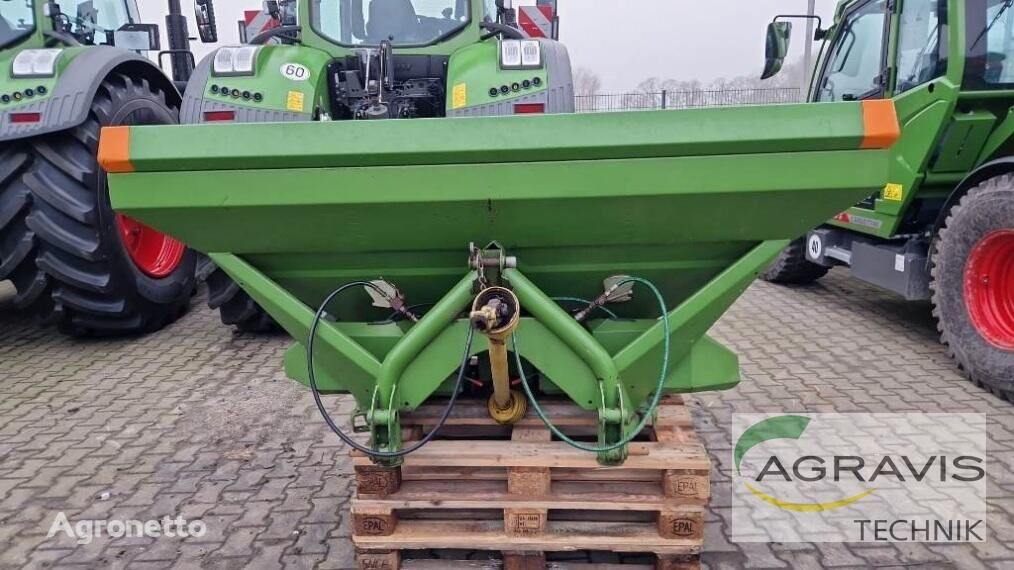 Amazone ZA-U 1001 mounted fertilizer spreader