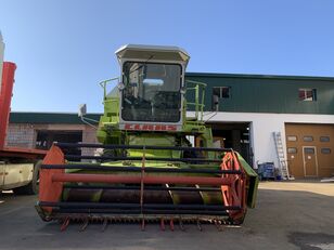 Claas Dominator 58 grain harvester