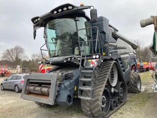 Fendt IDEAL 9T grain harvester