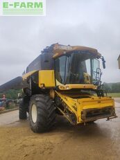New Holland cx 860 standard grain harvester