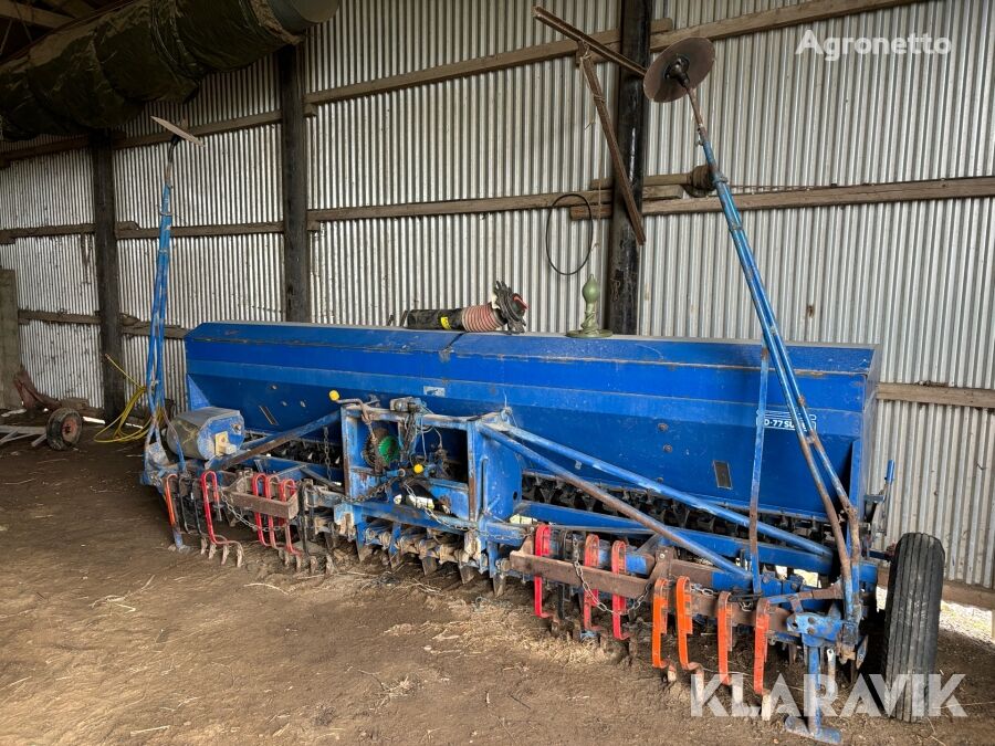 Saxonia SD-77 Super mechanical seed drill