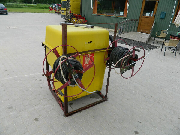 Cita tehnika H-610 600 mounted sprayer