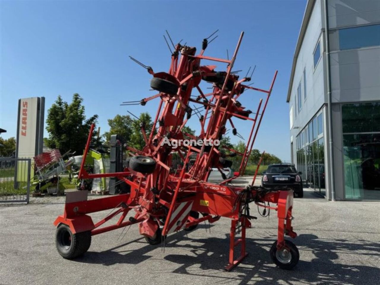 Kuhn GF 10601 TQ tedder