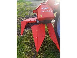 Kuhn  90 S Twin trailed forage harvester