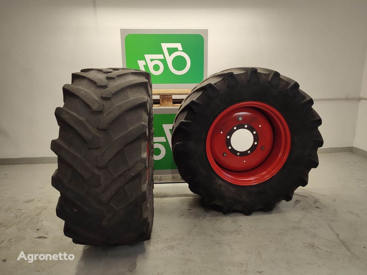 Komplet kół FENDT 716 2002r. (54065 R28) wheel