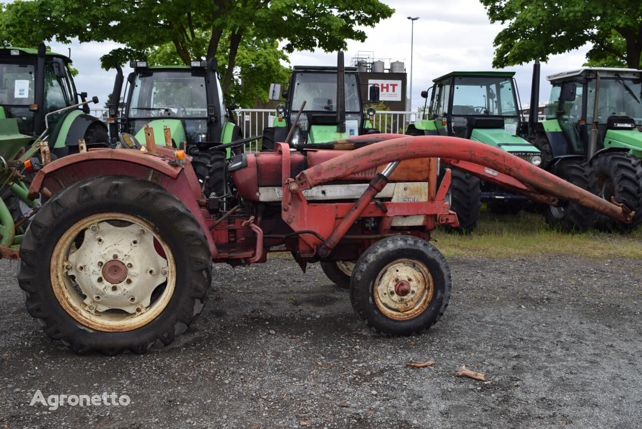 Case IH 383 wheel tractor