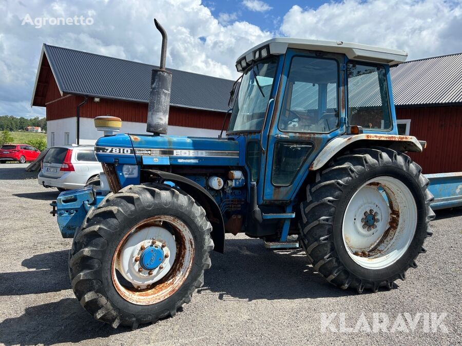 Ford 7810 wheel tractor
