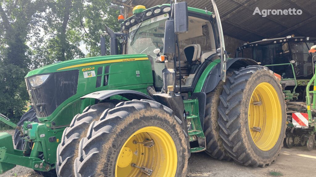 John Deere 6230R wheel tractor