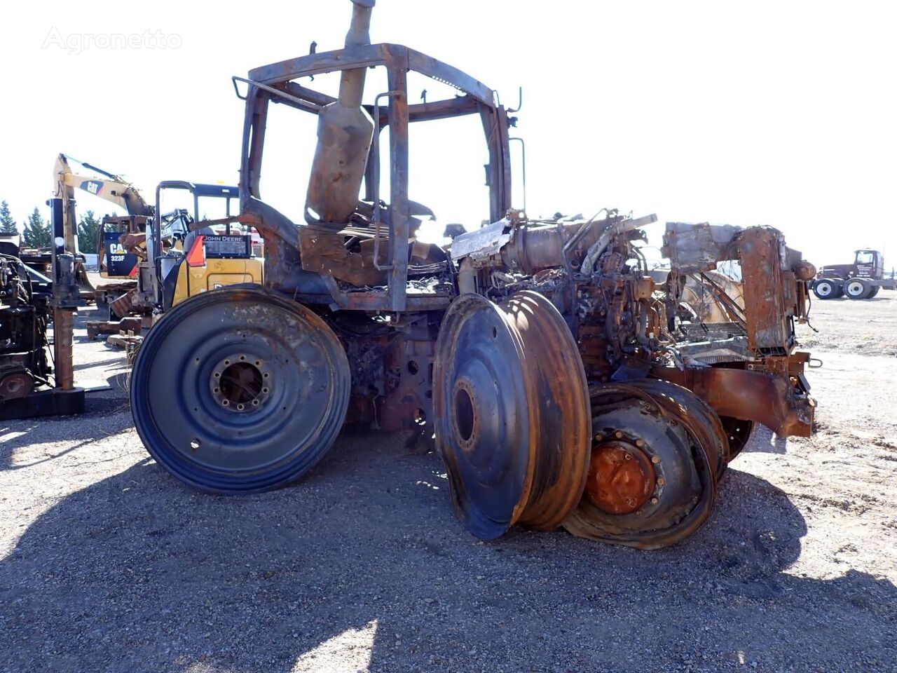 John Deere 7210R wheel tractor for parts