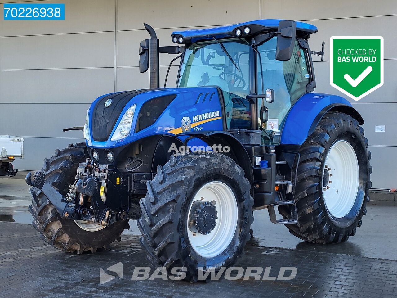 New Holland T7.230 PC 4X4 SIDEWINDER wheel tractor