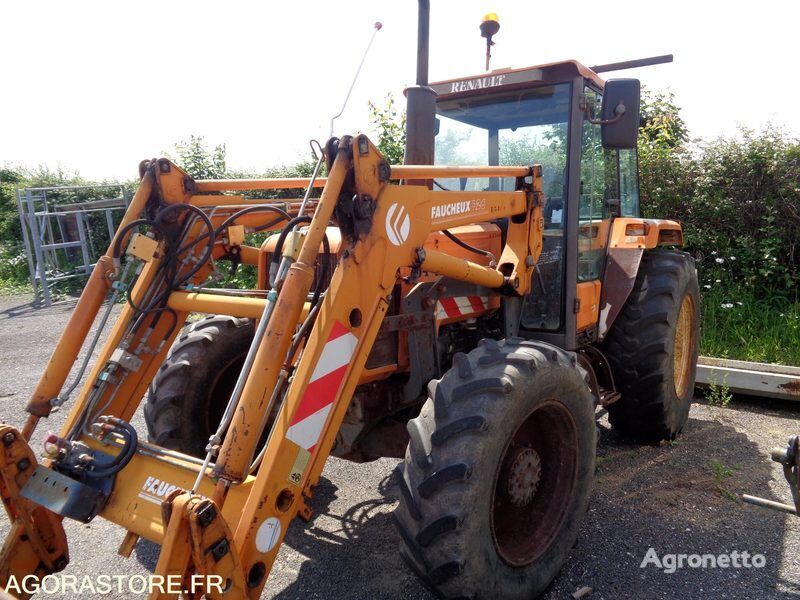 Renault 754 wheel tractor